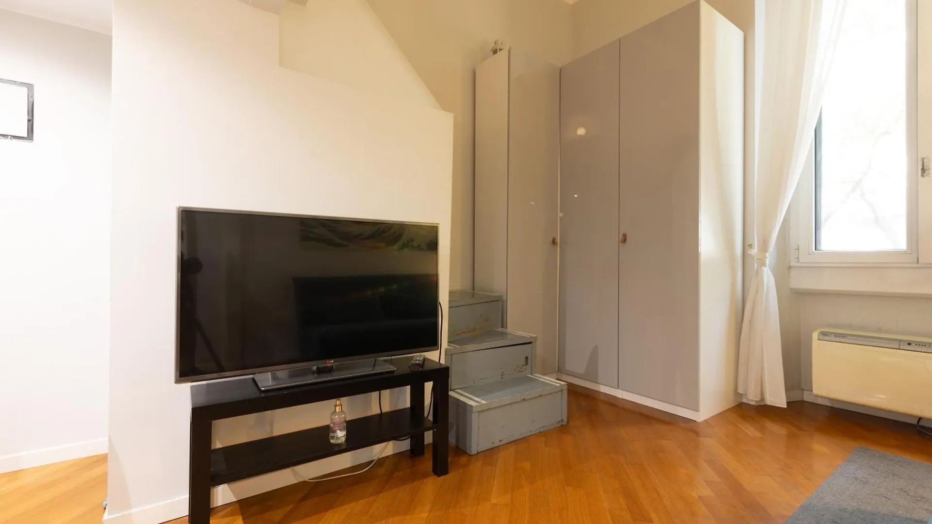 Design E Stile, Rifugio Alighieri A Milano Centro 아파트